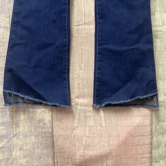 Brand new Woman’s Nine West jeans. Size 2. - Picture 5 of 10